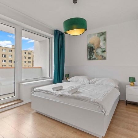 Lam Green - Ac -Balcony Bratislava Bagian luar foto