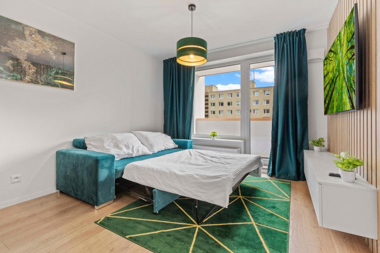 Lam Green - Ac -Balcony Bratislava Bagian luar foto